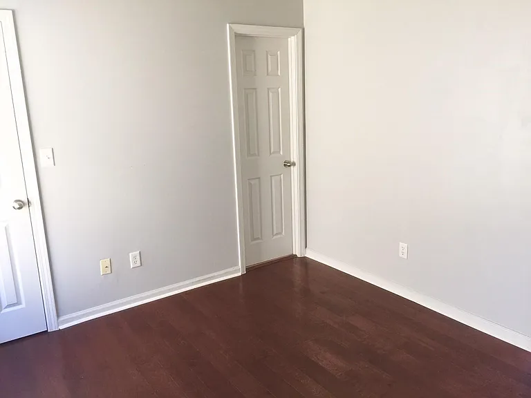 1245 Isle Bay Dr — Photo 11