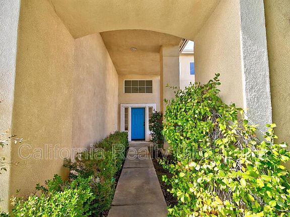 3rd image of 26353 Palisades Dr