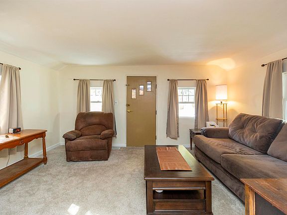 3rd image of 52100 Helmen Ave