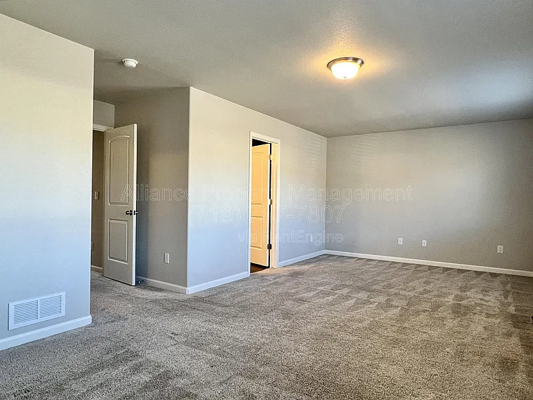 2057 Birmingham Loop — Photo 15