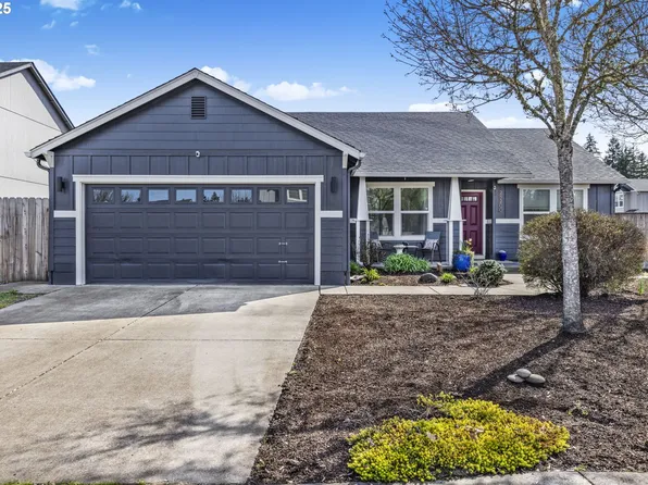 25200 Irenic Ave, Veneta, OR 97487