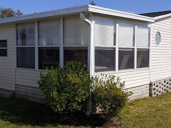 3rd image of 21 Bridgette Ave