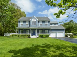7 Thresher Court, Tinton Falls, NJ 07753