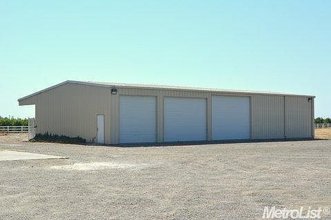 5th image of 27255 Tiffany Ln