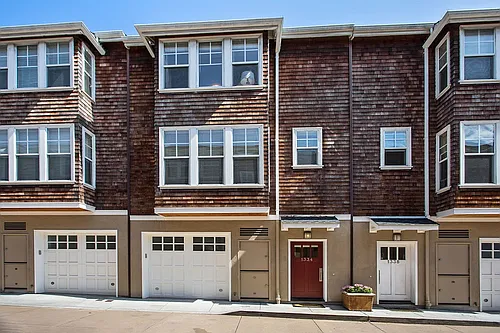 1334 Eddy St Photo 1