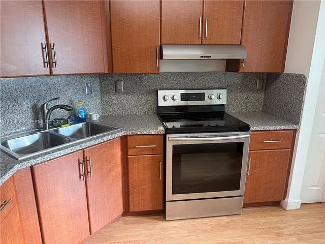10010 Hammocks Blvd #203-2 — Photo 5