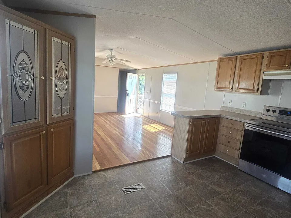 2263 New Leicester Hwy