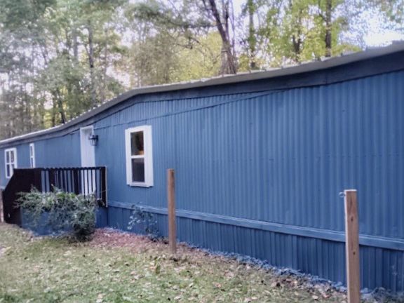 2nd image of 2440 N Mundy Ave