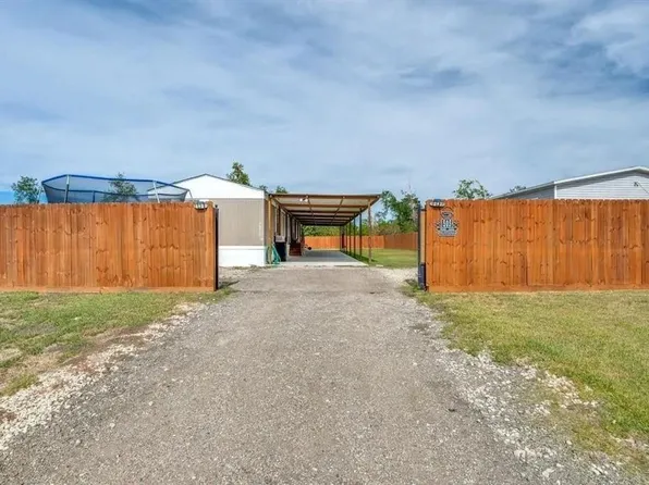 505 Road 5202, Cleveland, TX 77327