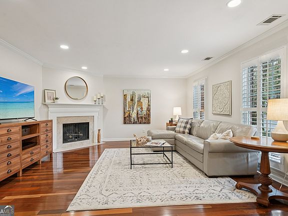 4th image of 266 Chase Rd