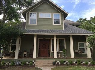 487 E Brenham St, Giddings, TX 78942