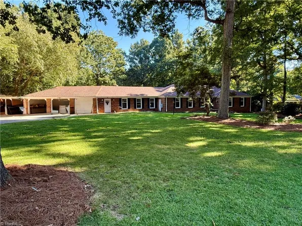 1333 Wiley Lewis Rd, Greensboro, NC 27406