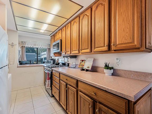 5th image of 6392 Katherine Rd #A