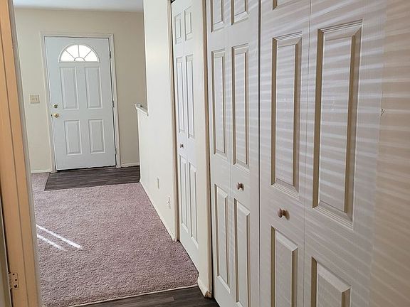 5th image of 3225 N Talbot Ave APT 3
