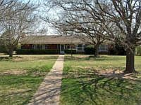 1st image of 403 Cindy Ln