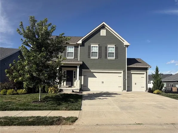 1307 Bloomfield Dr, Eureka, MO 63025