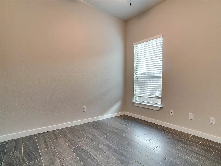 130 Hidden Springs Dr — Photo 11
