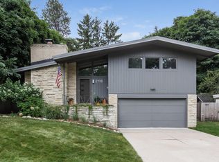 2116 Coronado Dr SE, East Grand Rapids, MI