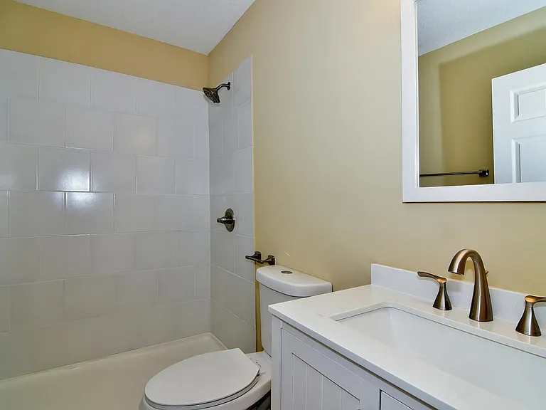 5712 Garfield Ave — Photo 7