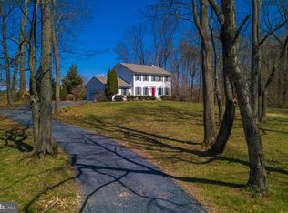 7286 Ridgedale Dr, Warrenton, VA 20186