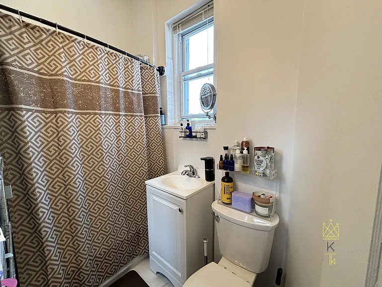 1475 Beacon St #6 — Photo 5