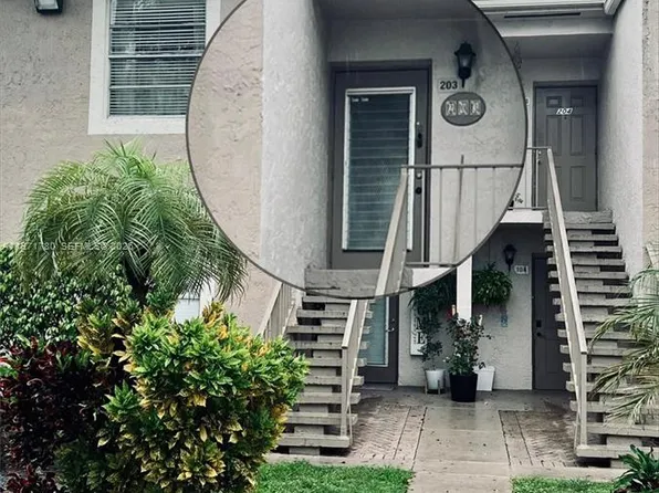 1020 NW 80th Ave APT 203, Pompano Beach, FL 33063
