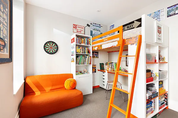 Sold by Compass | media 22