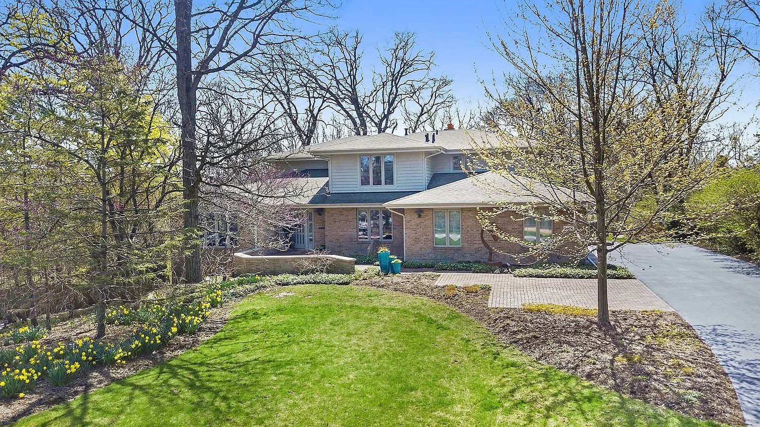 2644 Brassie Ave photo 1