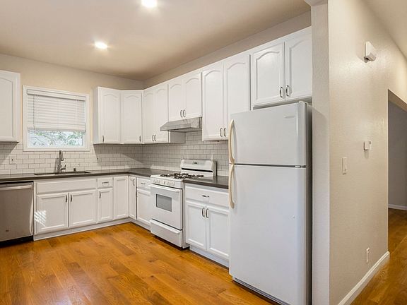 4th image of 2026 San Antonio Ave #508750178