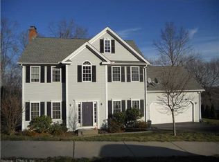12 Curry Ln, East Hampton, CT 06424