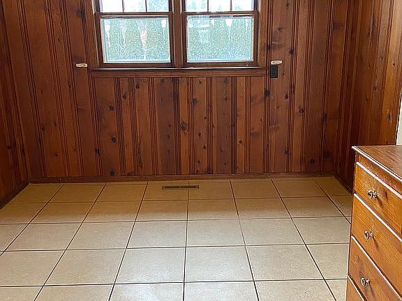 3rd image of 468 Morningside Dr