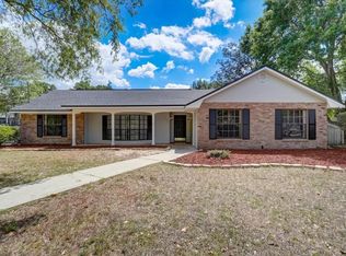 1690 Sunset Cir, Mount Dora, FL 32757