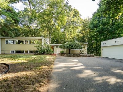 464 Concord Ave, Lexington, MA, 02421