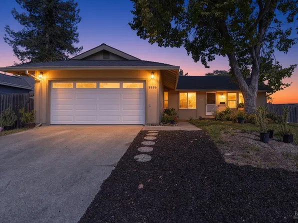 8886 Lancaster Drive, Rohnert Park, CA 94928