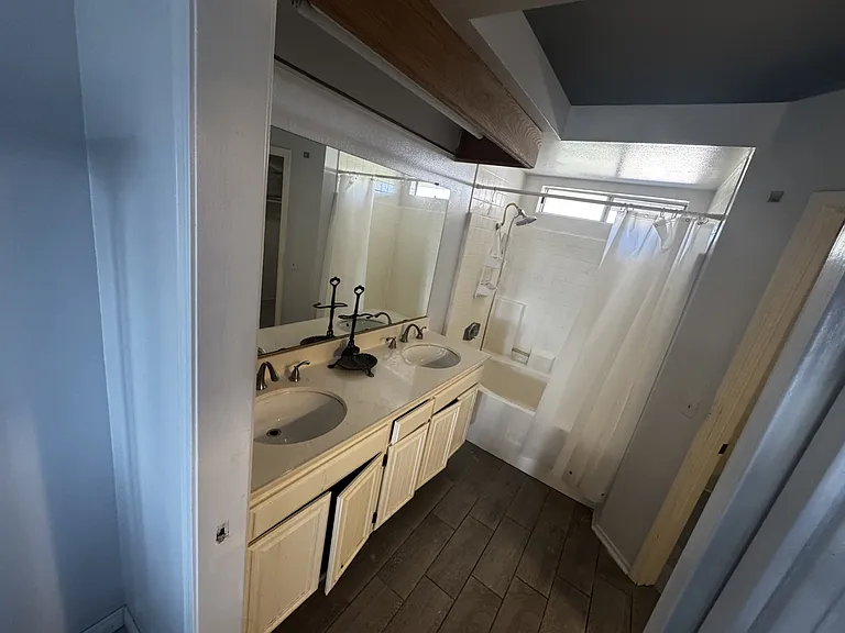 20459 Kesley St — Photo 11