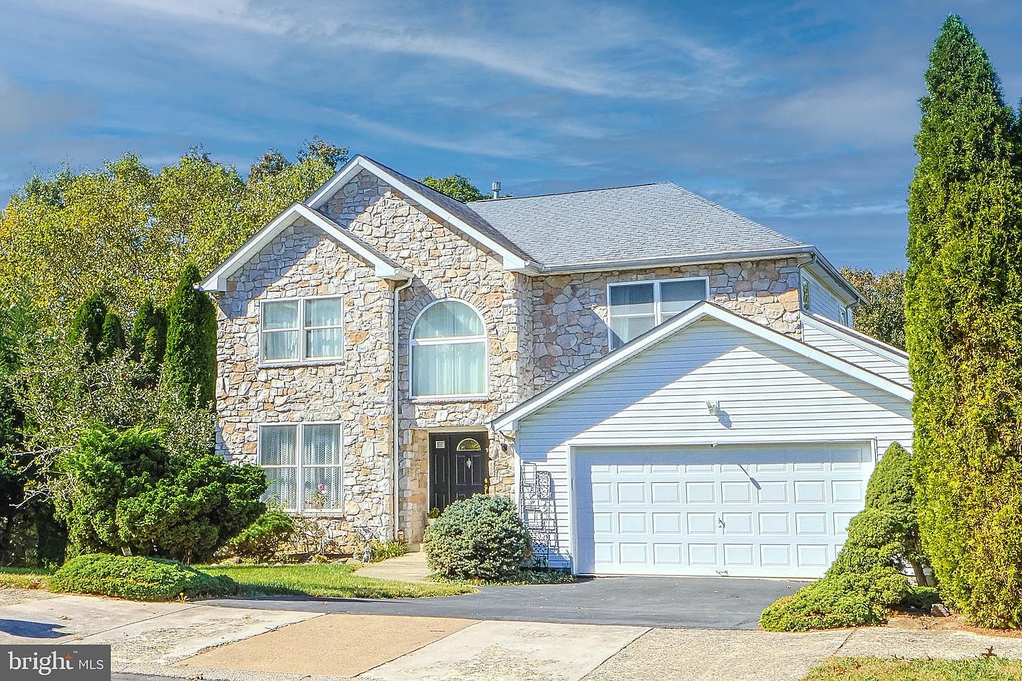 2270 Dale Rd, Huntingdon Valley, PA 19006 | MLS #PAMC2179044 | Zillow