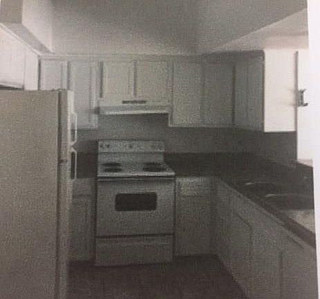 5th image of 14600 Fonmeadow Dr APT 900