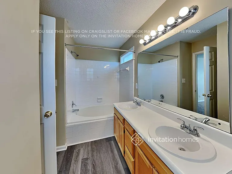 7537 Thebes Dr — Photo 17