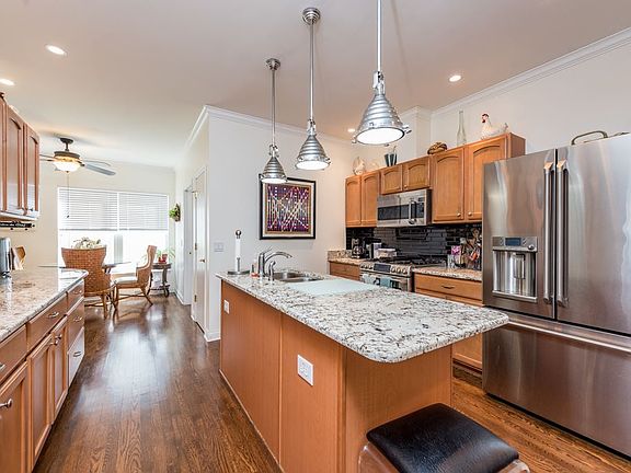 5th image of 213 Hialeah Ln
