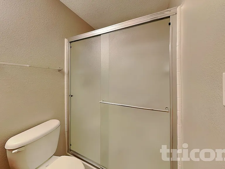 2736 Wilder Loop NE — Photo 15