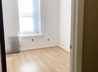 22-68 42nd St #2BB, Astoria, NY 11105