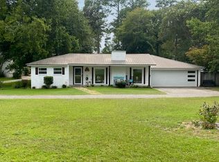 127 Pine Tree Dr, Dothan, AL 36303