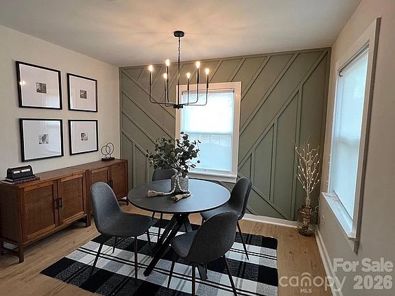 5th image of 2437 Remount Rd
