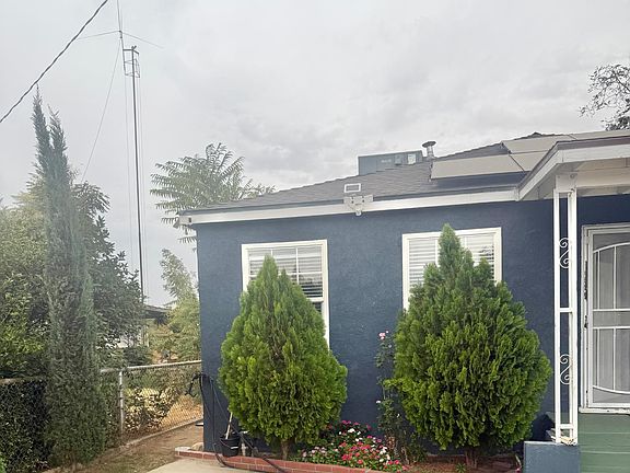 3rd image of 5928 Wright Ave