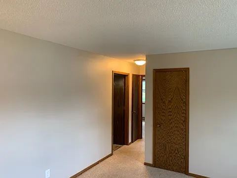 710 Hillcrest St #16 — Photo 8