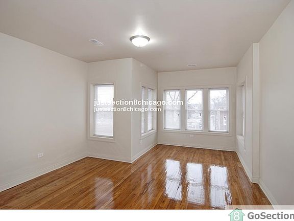 4th image of 5133 W Washington Blvd