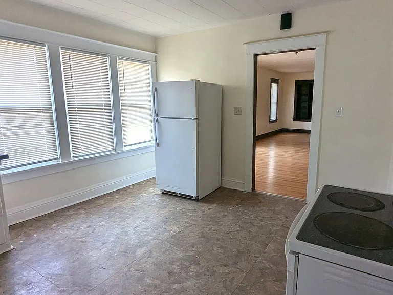 1784 Hoyt St — Photo 6