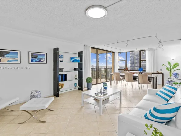 20379 W Country Club Dr APT 2039, Aventura, FL 33180