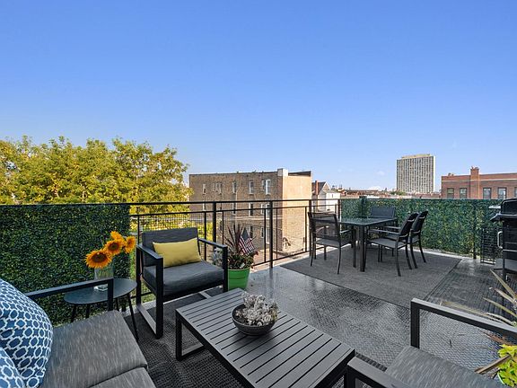 5th image of 1409 N Ashland Ave APT 4S