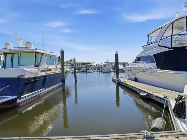 50' BOAT SLIP E-26 GULF HARBOUR MARINA, FORT MYERS, FL 33908